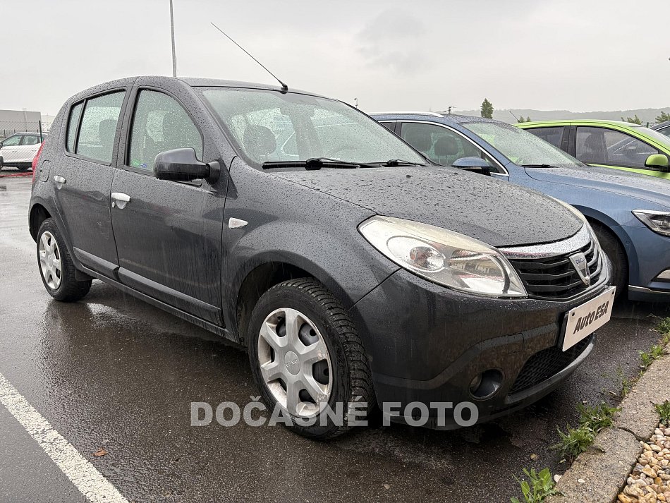Dacia Sandero 1.4i 