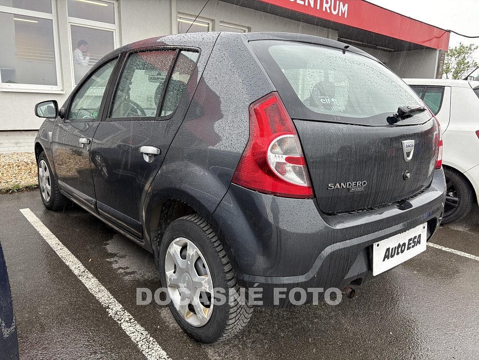 Dacia Sandero 1.4i 