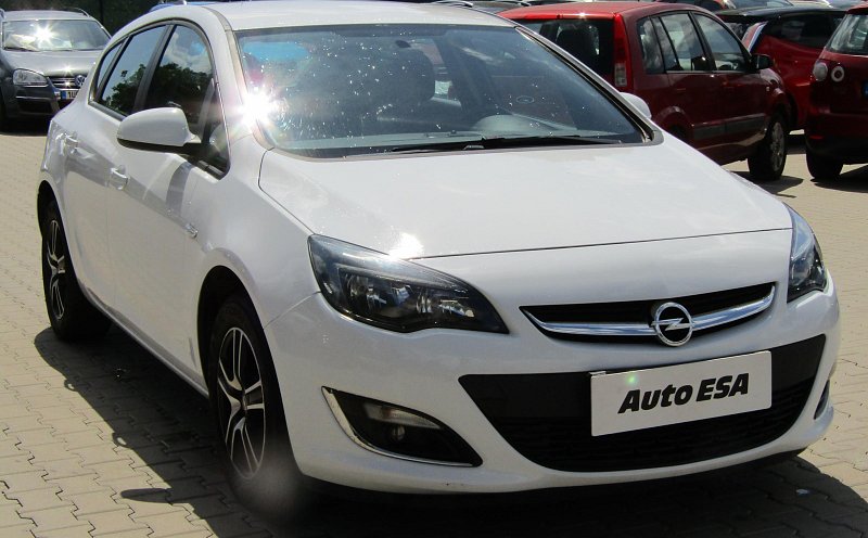 Opel Astra 1.4T 