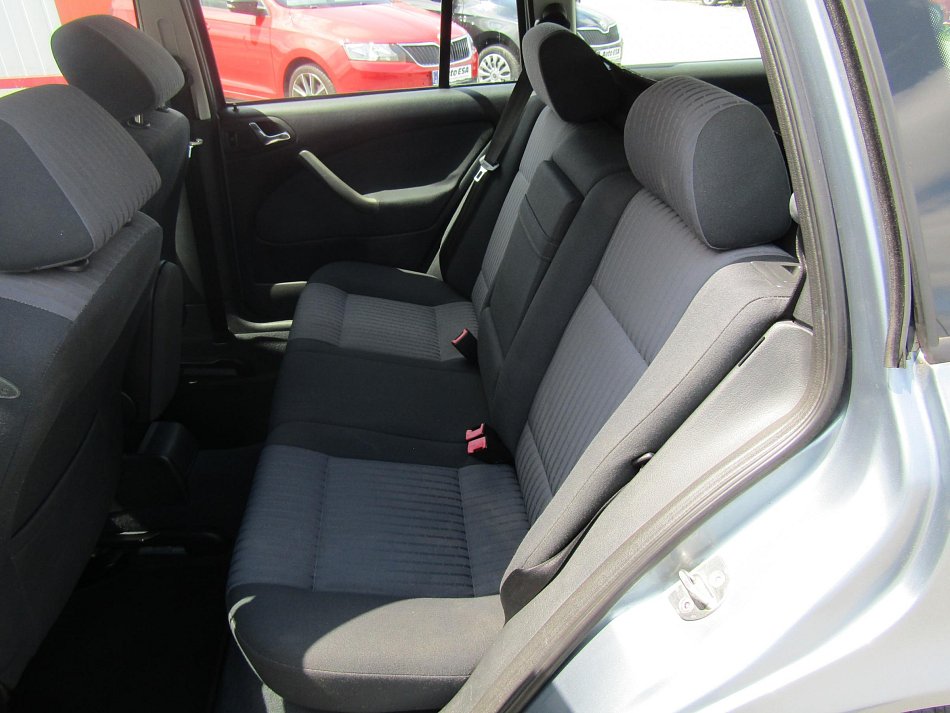 Škoda Octavia 2.0i 