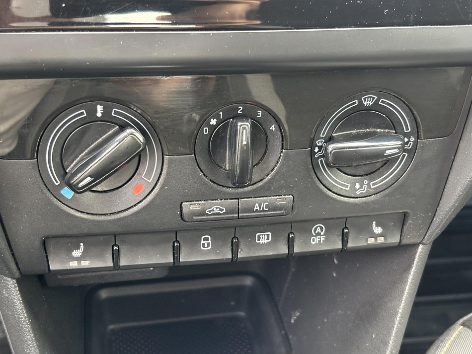 Škoda Rapid 1.0 TSI Ambition