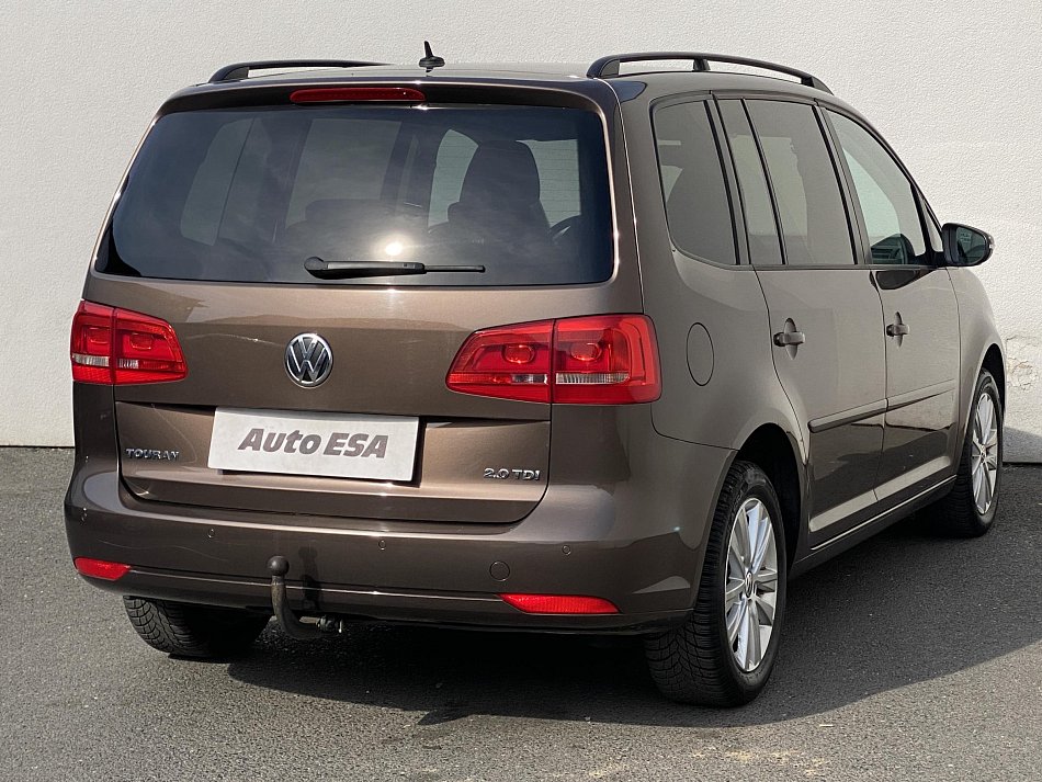 Volkswagen Touran 2.0 TDi Comfort 7míst