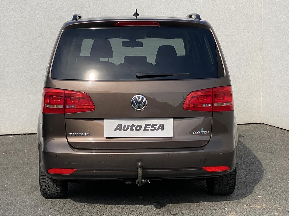Volkswagen Touran 2.0 TDi Comfort 7míst