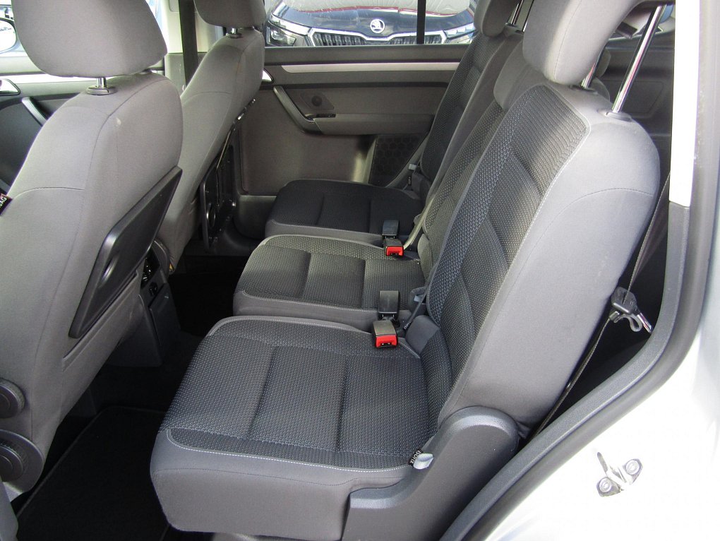 Volkswagen Touran 1.6 TDi Business