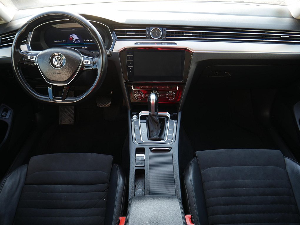 Volkswagen Passat 2.0TDi 