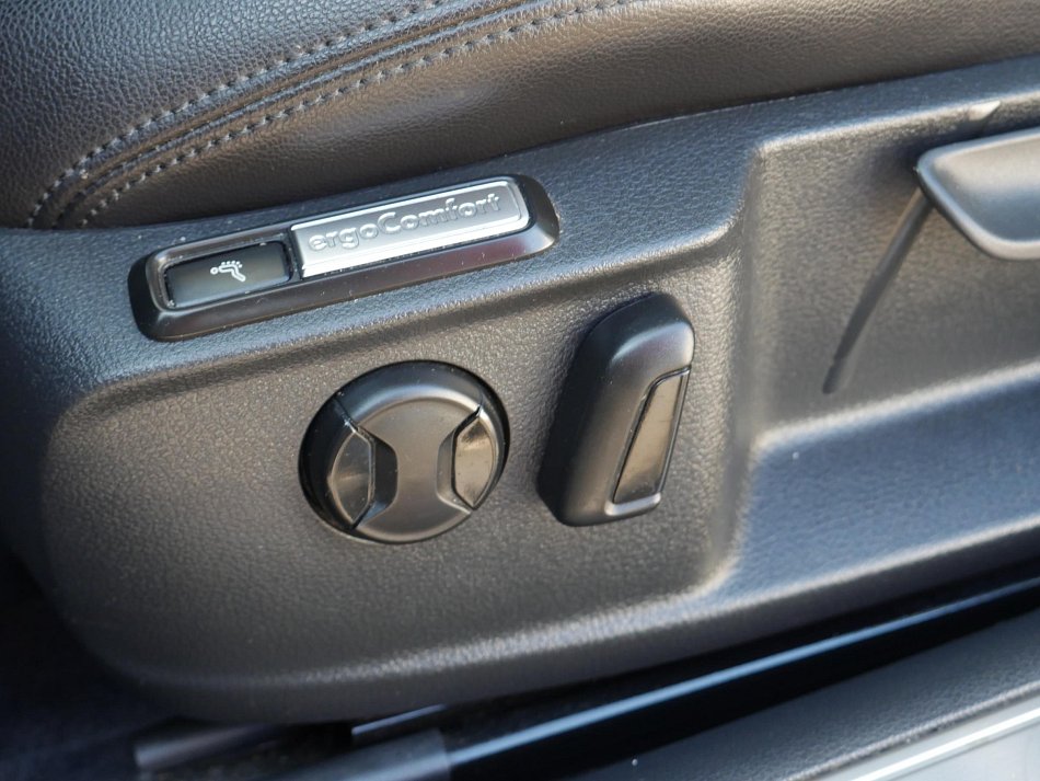 Volkswagen Passat 2.0TDi 