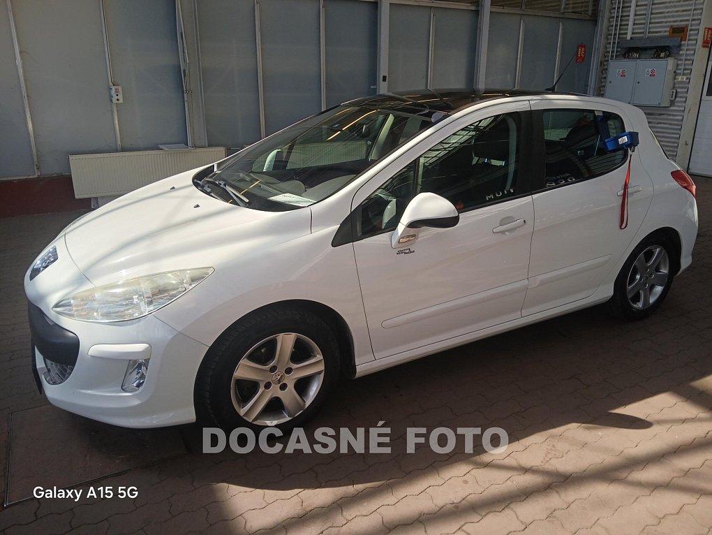 Peugeot 308 1.6 HDi 