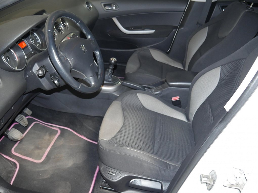 Peugeot 308 1.6 HDi 