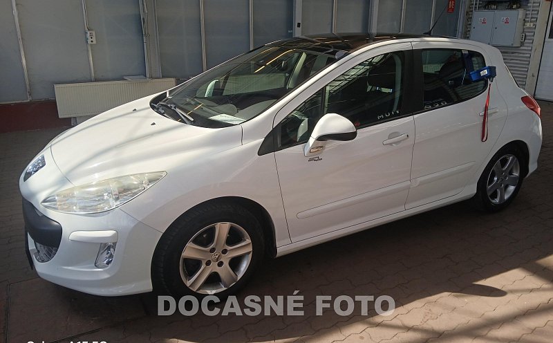 Peugeot 308 1.6 HDi 