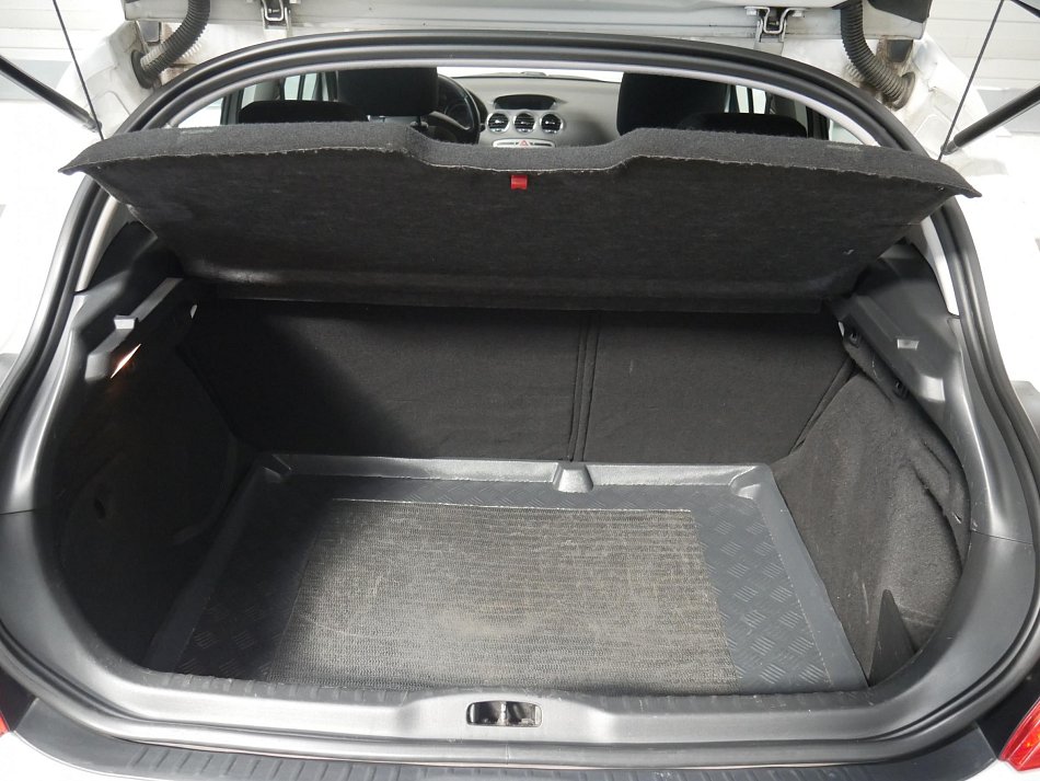 Peugeot 308 1.6 HDi 