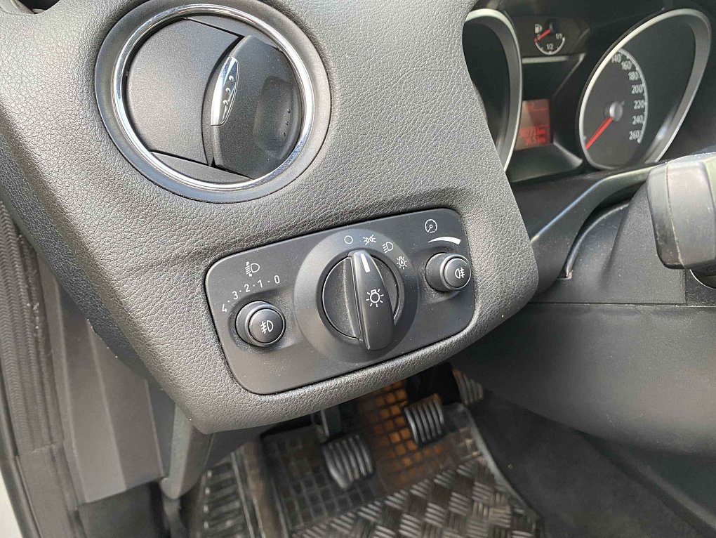 Ford Mondeo 2.0 i Ghia