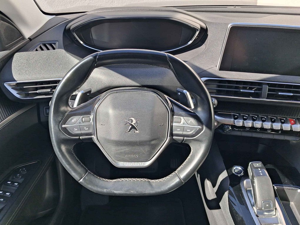 Peugeot 3008 1.2 PT Allure