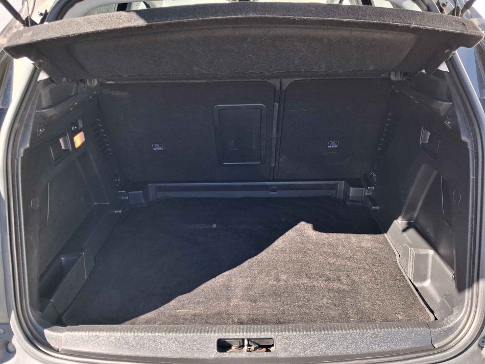 Peugeot 3008 1.2 PT Allure