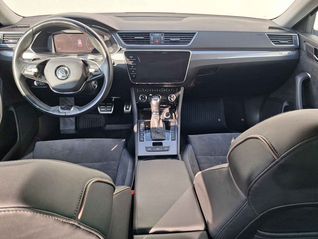 Škoda Superb III 2.0 TSi Scout 4x4