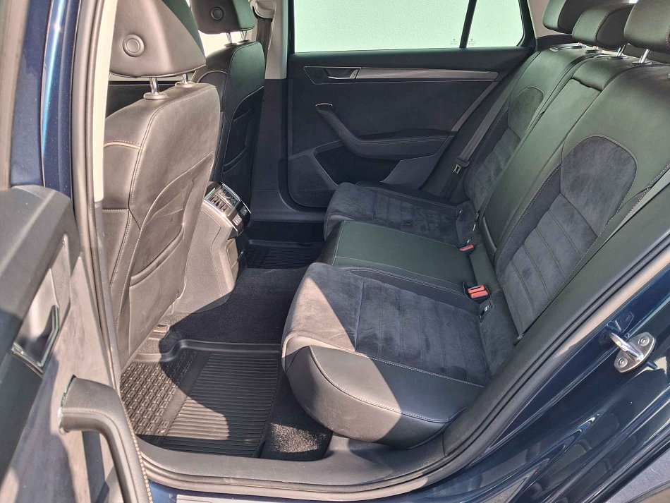 Škoda Superb III 2.0 TSi Scout 4x4