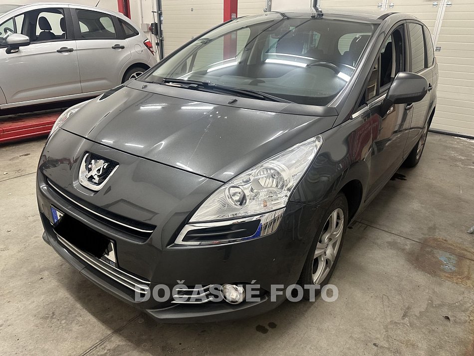 Peugeot 5008 1.6HDI 