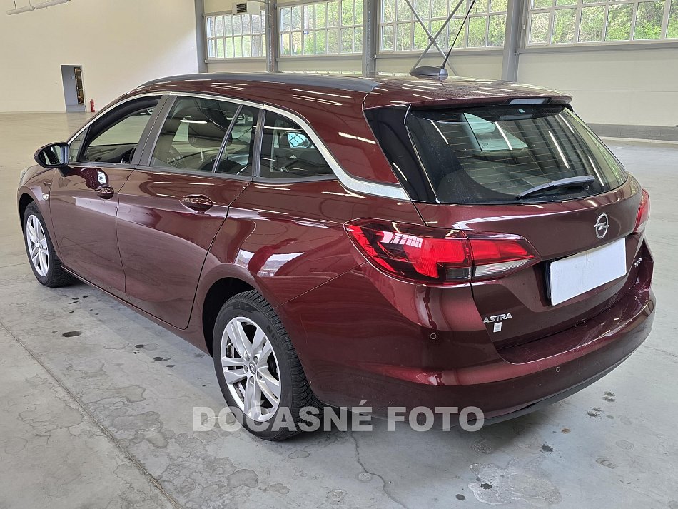 Opel Astra 1.4i  Sports Tourer