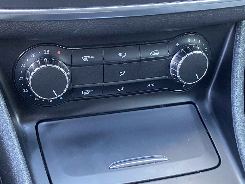 Mercedes-Benz CLA 2.2 CDi  220
