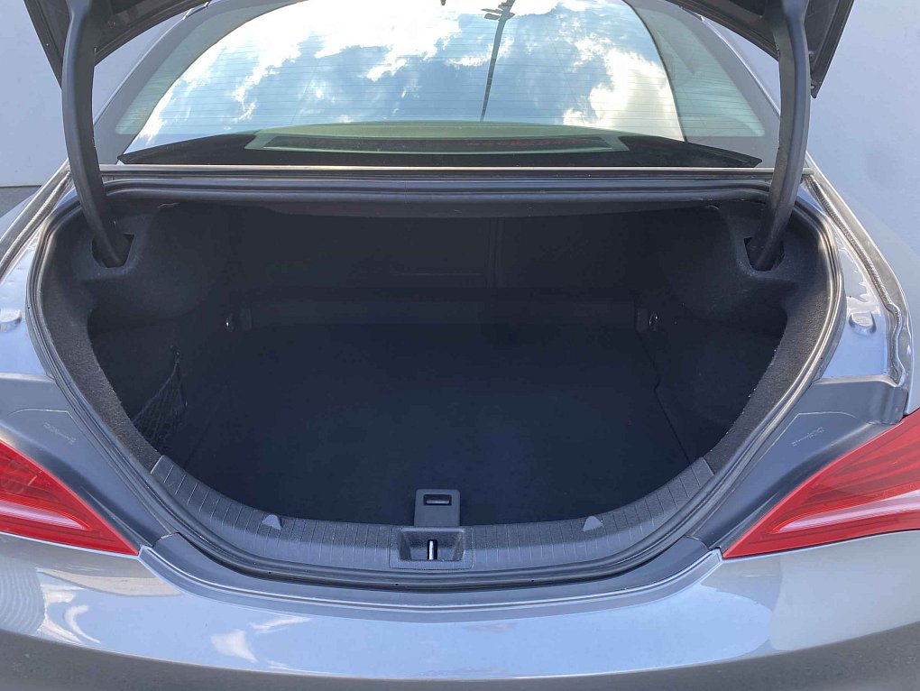 Mercedes-Benz CLA 2.2 CDi  220