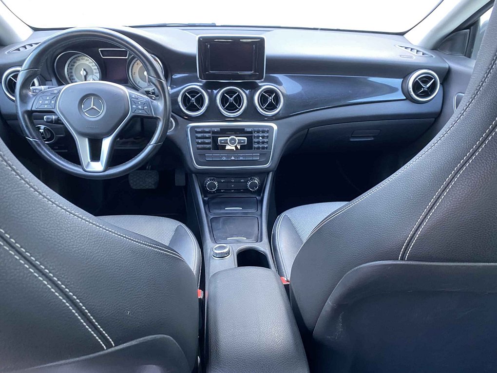 Mercedes-Benz CLA 2.2 CDi  220