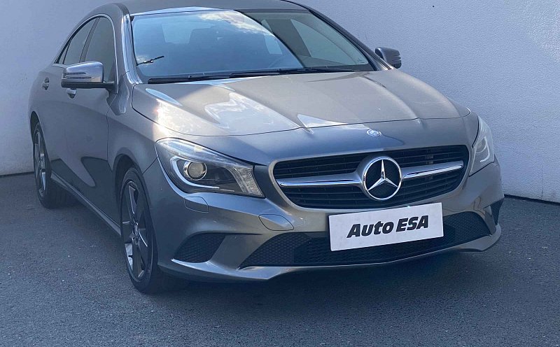 Mercedes-Benz CLA 2.2 CDi  220