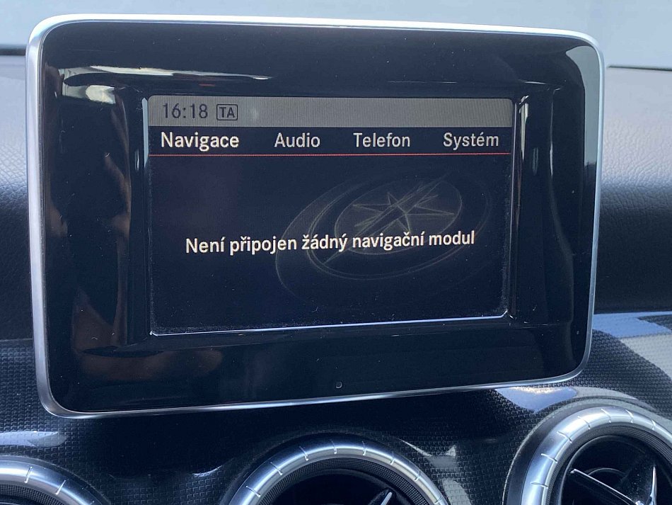 Mercedes-Benz CLA 2.2 CDi  220