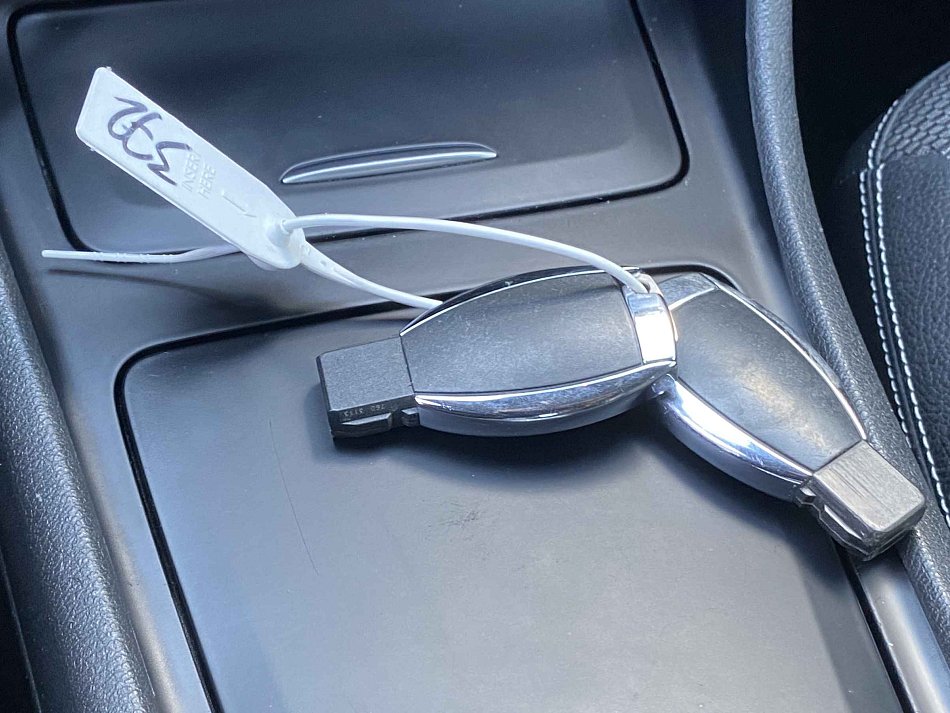 Mercedes-Benz CLA 2.2 CDi  220