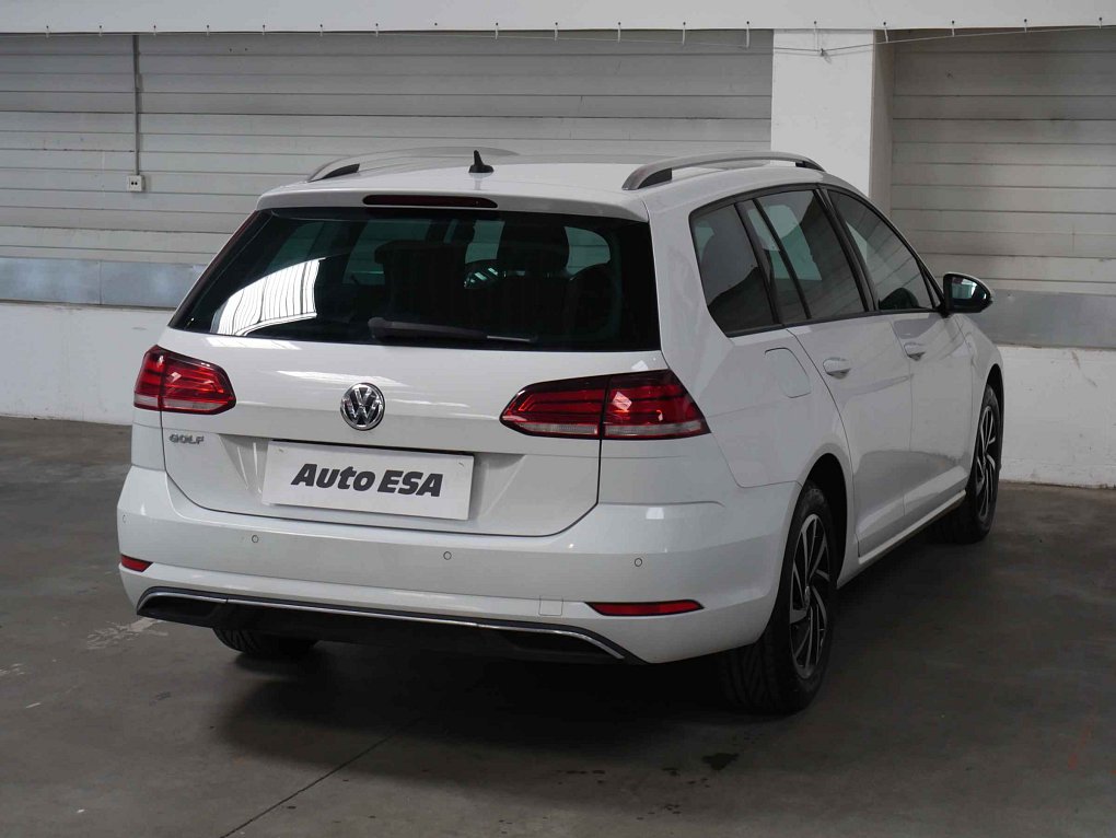 Volkswagen Golf 2.0TDi 