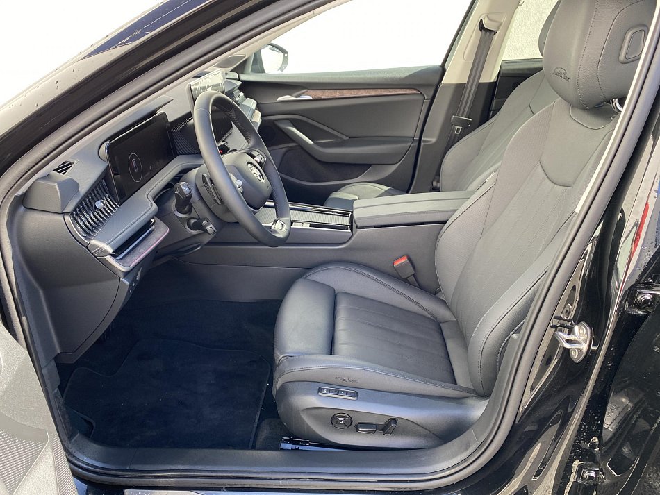 Škoda Superb IV 2.0 TSi L&K 4x4