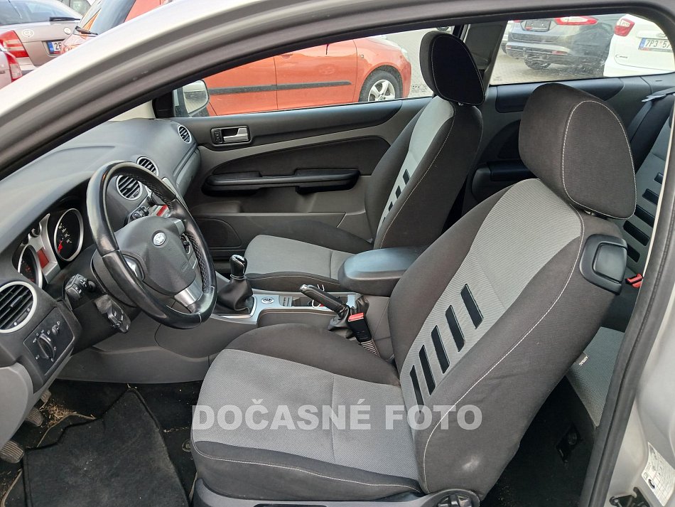 Ford Focus 1.6 16V 