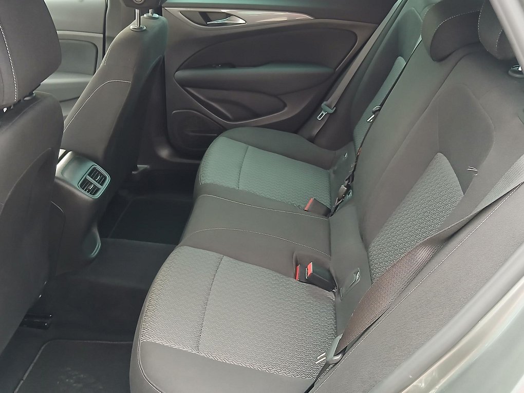 Opel Insignia 2.0CDTi 