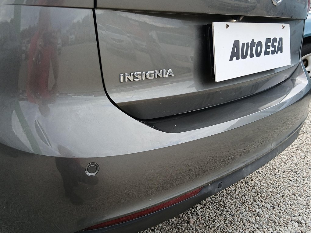 Opel Insignia 2.0CDTi 