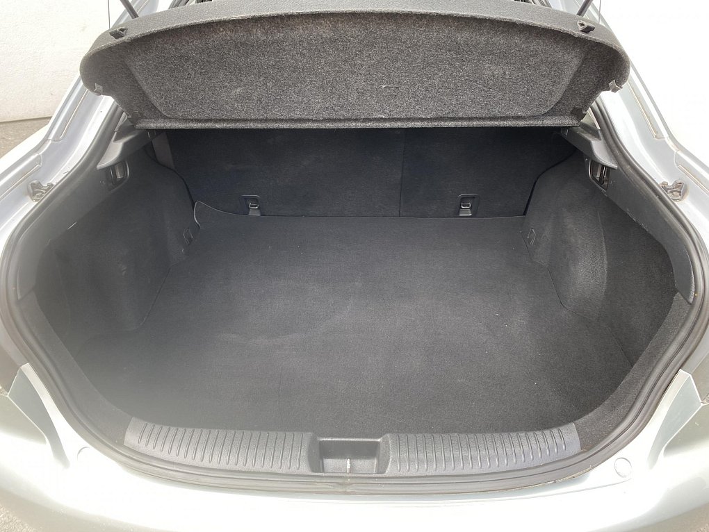 Mazda 6 1.8 16V 