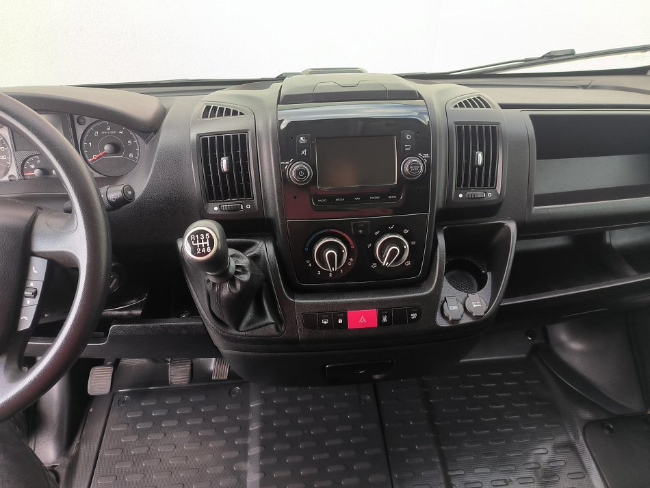 Peugeot Boxer 2.2HDi  L4H2
