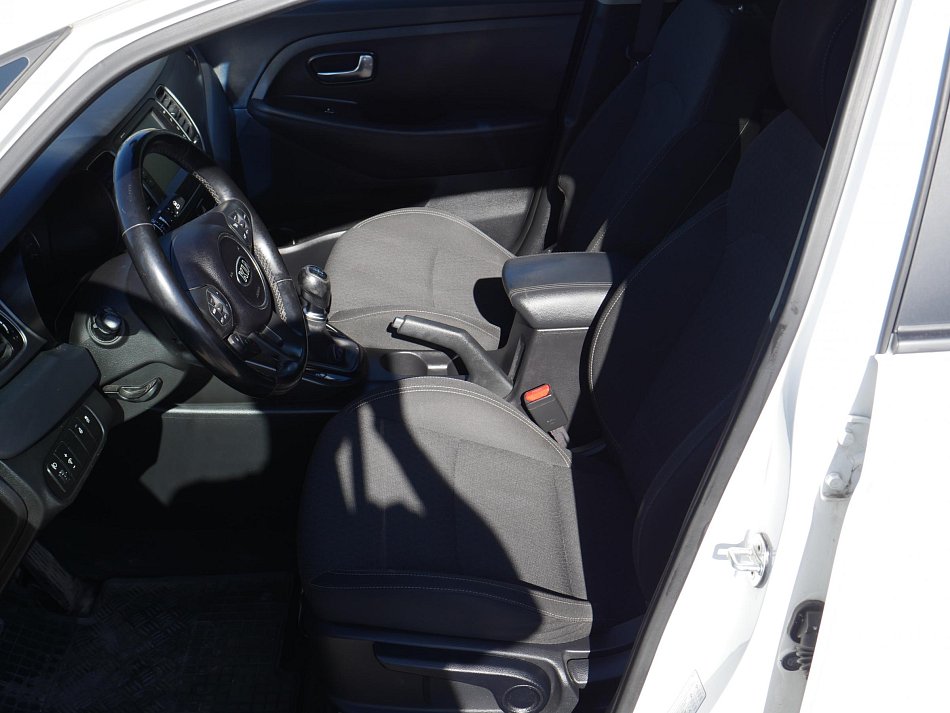 Kia Carens 1.7CRDi 