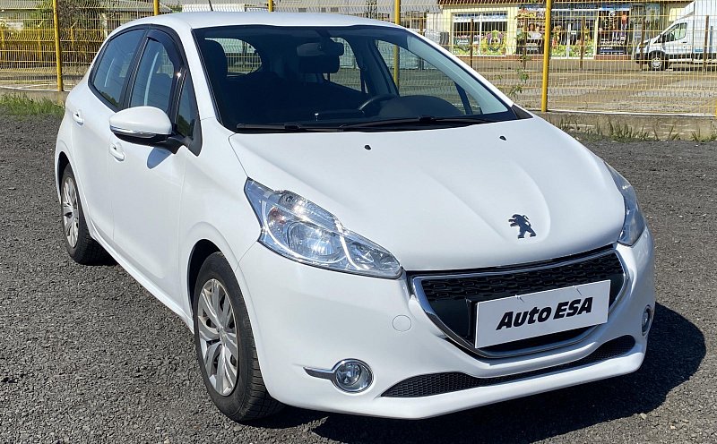 Peugeot 208 1.4 HDi 