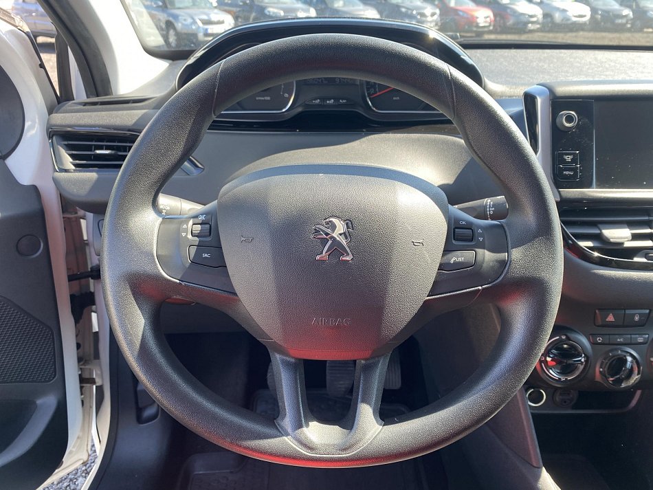 Peugeot 208 1.4 HDi 