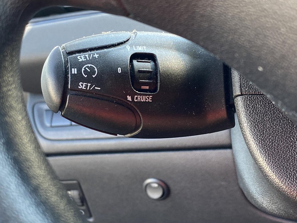 Peugeot 208 1.4 HDi 