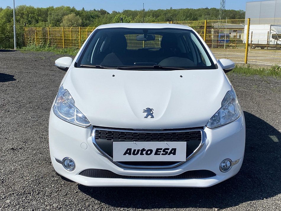 Peugeot 208 1.4 HDi 