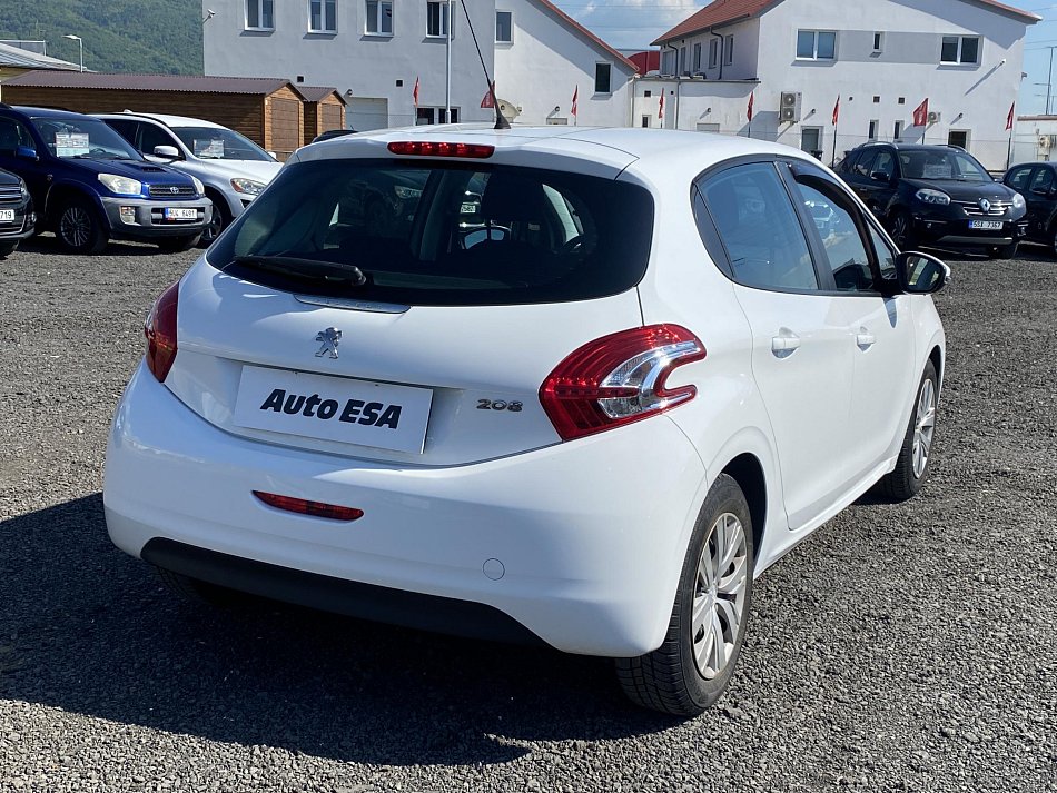 Peugeot 208 1.4 HDi 