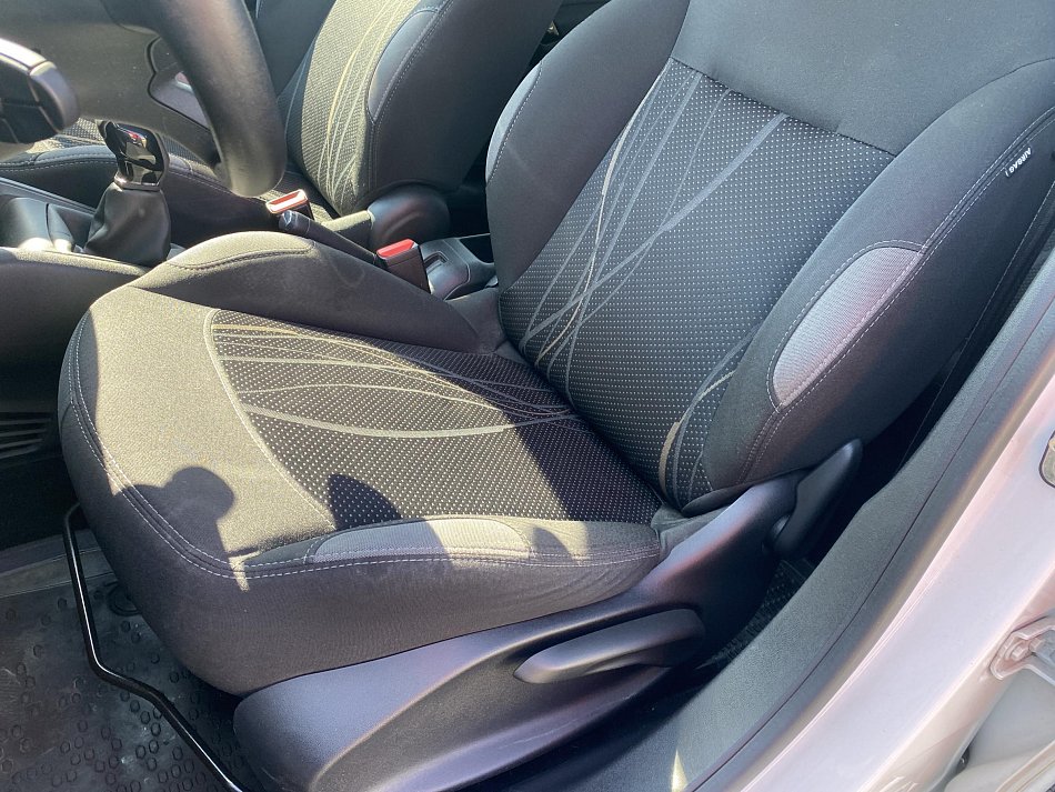 Peugeot 208 1.4 HDi 