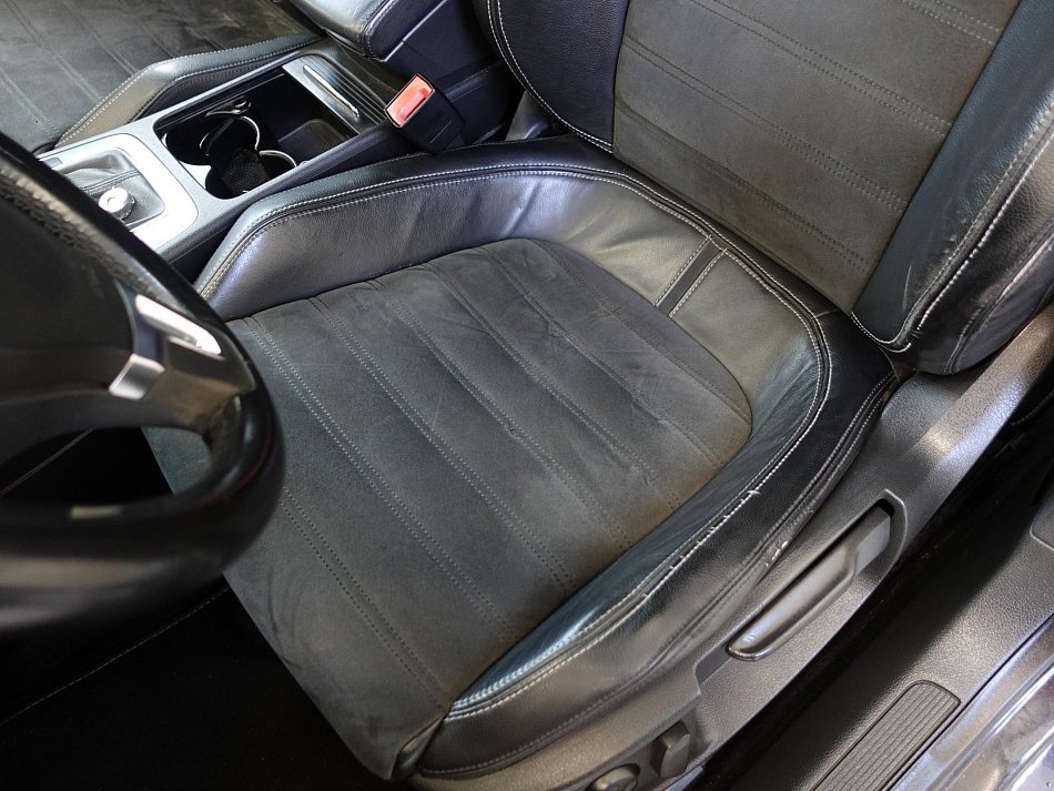 Volkswagen Passat CC 2.0TSi 