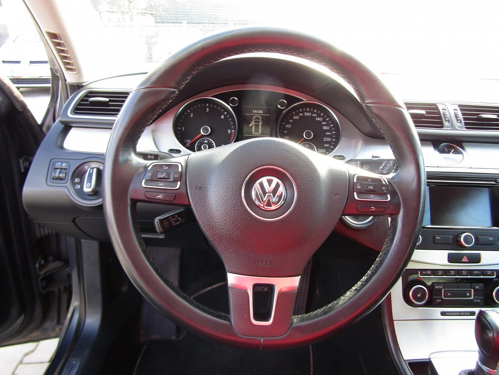 Volkswagen Passat 2.0 TDi 