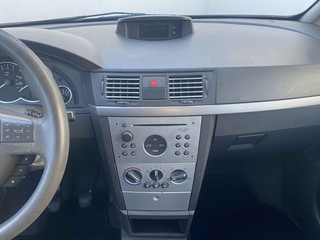 Opel Meriva 1.6i 