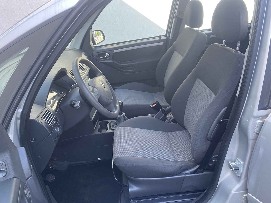 Opel Meriva 1.6i 