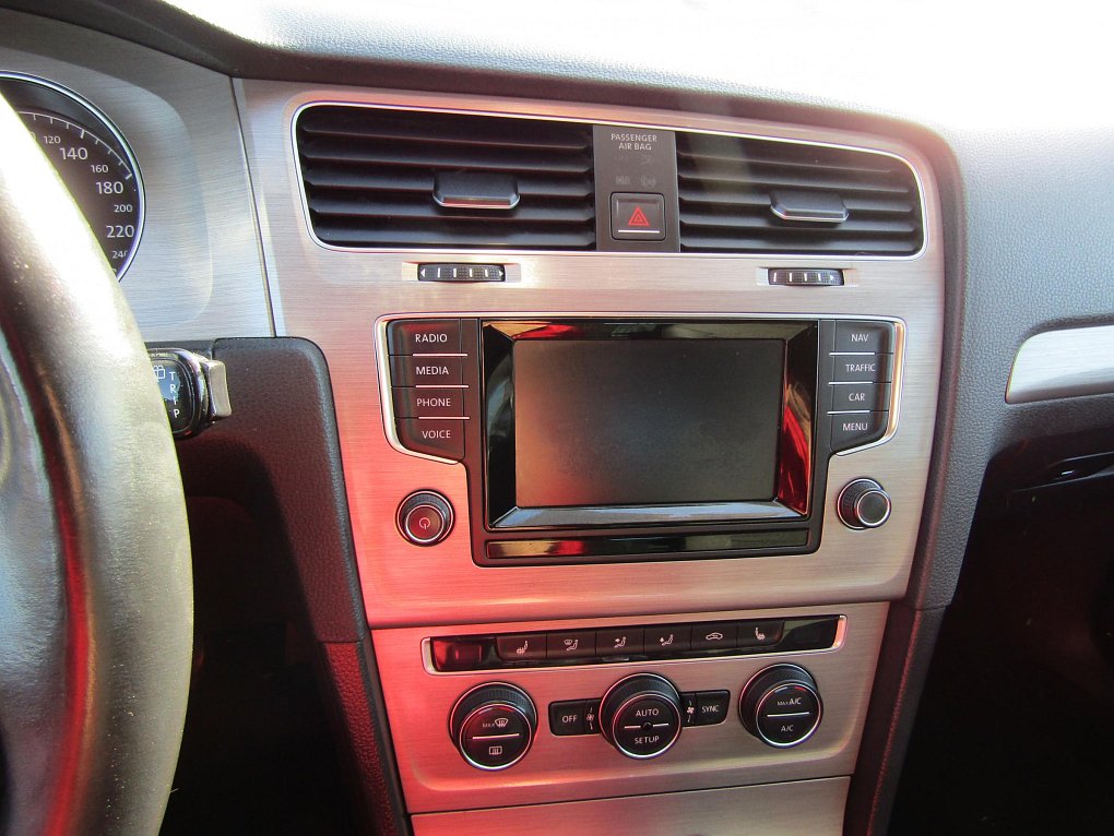 Volkswagen Golf 1.2 TSi Comfortline VII