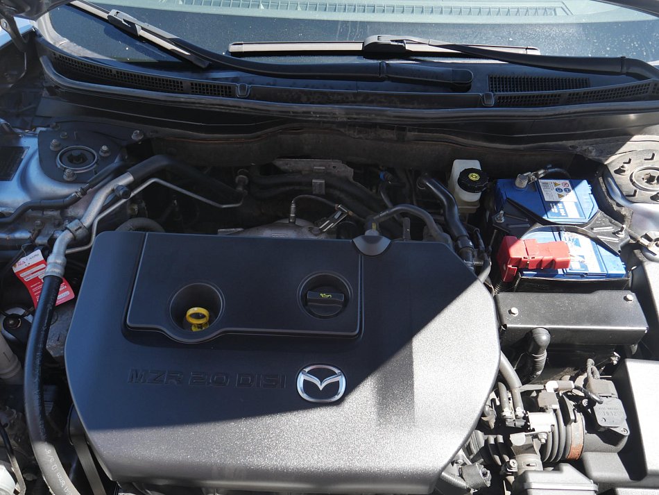 Mazda 6 2.0 i 