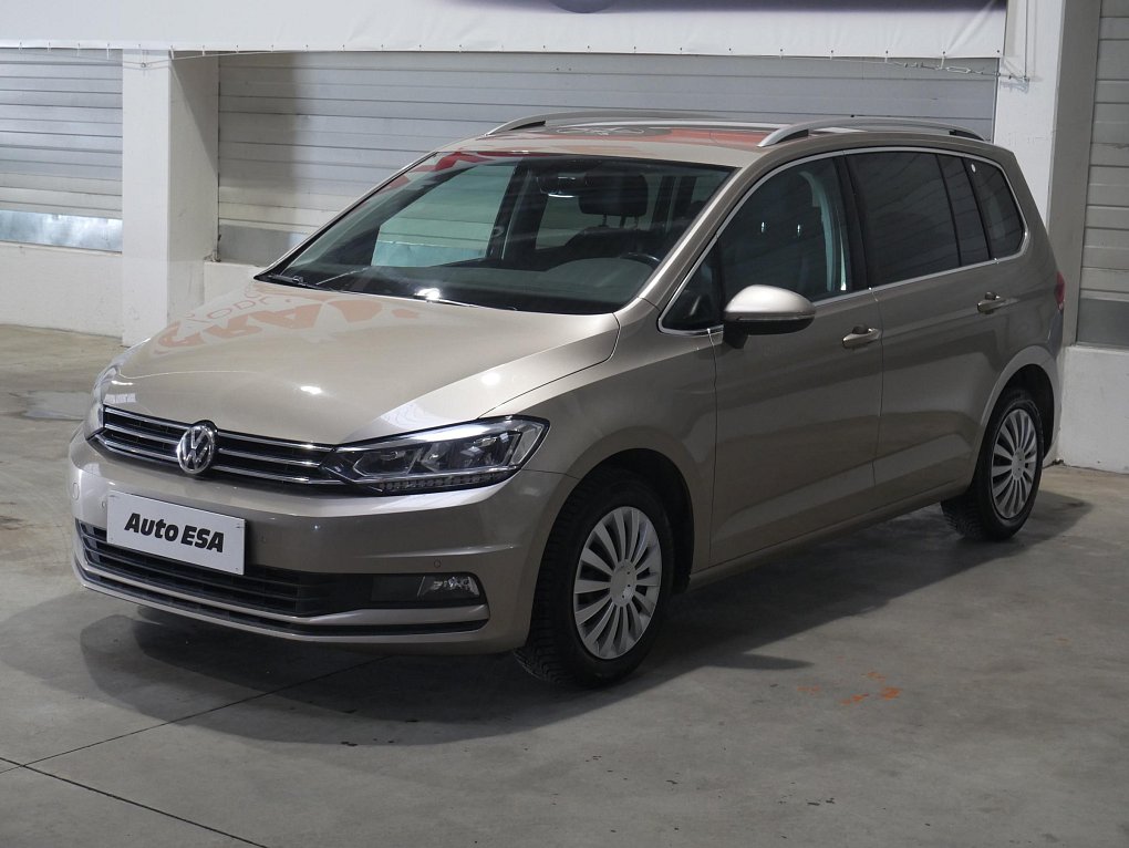 Volkswagen Touran 1.5TSi Highline
