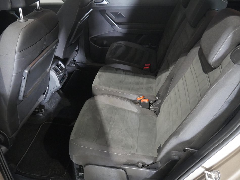 Volkswagen Touran 1.5TSi 