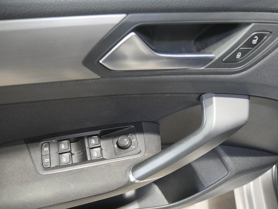 Volkswagen Touran 1.5TSi 